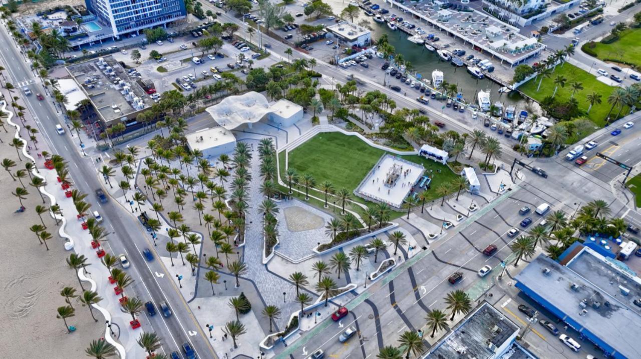 Studio Right Off Las Olas - Steps To Ftl Beach 2B Fort Lauderdale Ngoại thất bức ảnh