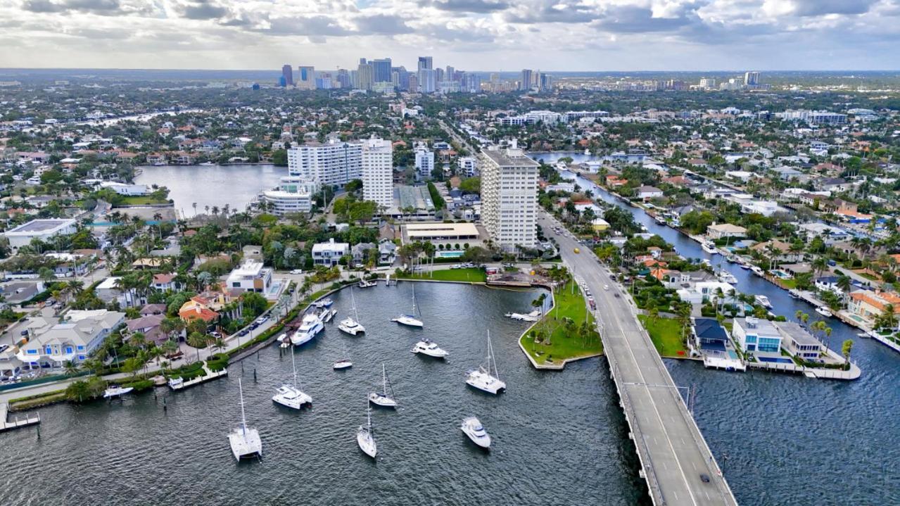 Studio Right Off Las Olas - Steps To Ftl Beach 2B Fort Lauderdale Ngoại thất bức ảnh
